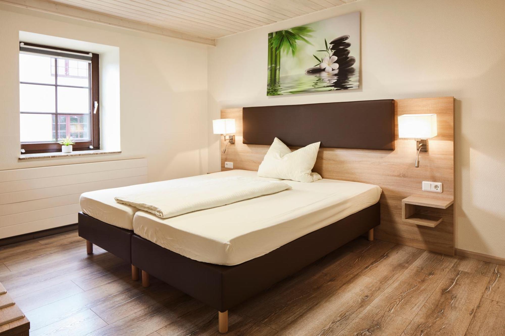 Landgasthof & Hotel Jossatal Breitenbach am Herzberg Екстериор снимка